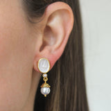 Crystal Venetian Glass Intaglio "Crane" With Pearl Stud Earrings