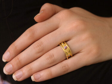 Elizabeth Locke Horizontal Gold Dome Ring with Diamonds and Gold